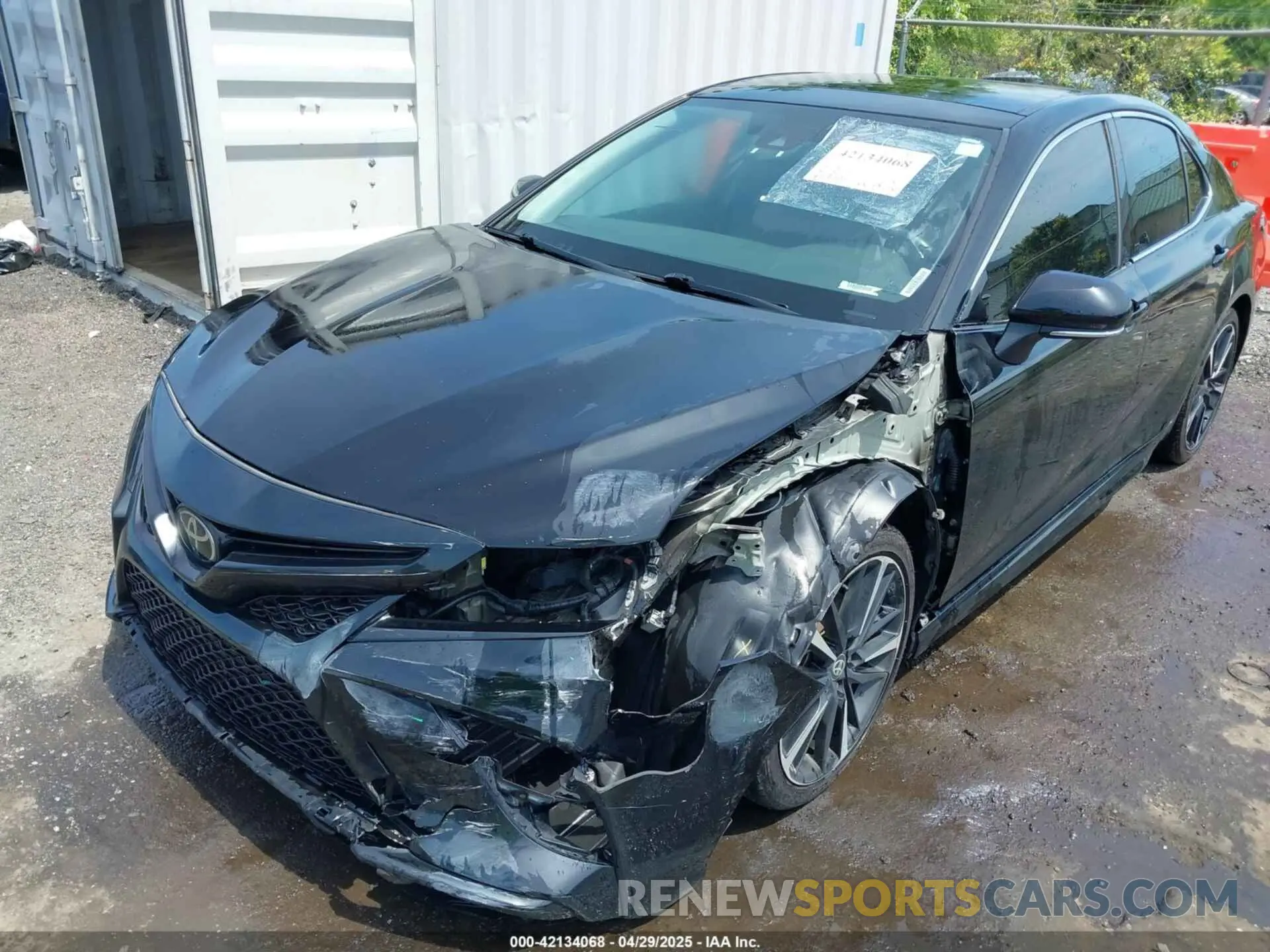 6 Photograph of a damaged car 4T1K61BKXLU014752 TOYOTA CAMRY 2020