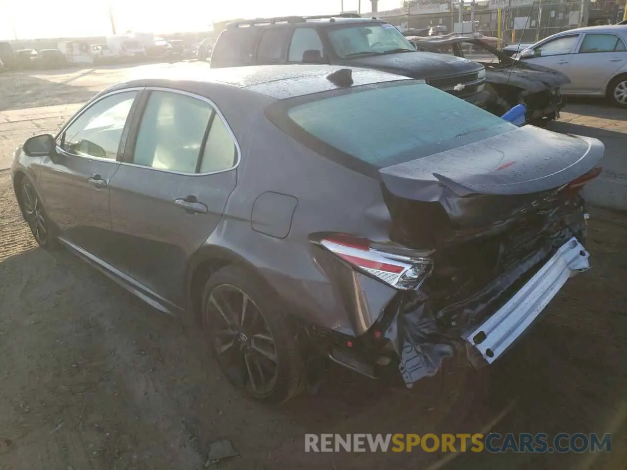 3 Photograph of a damaged car 4T1KZ1AK2LU036916 TOYOTA CAMRY 2020
