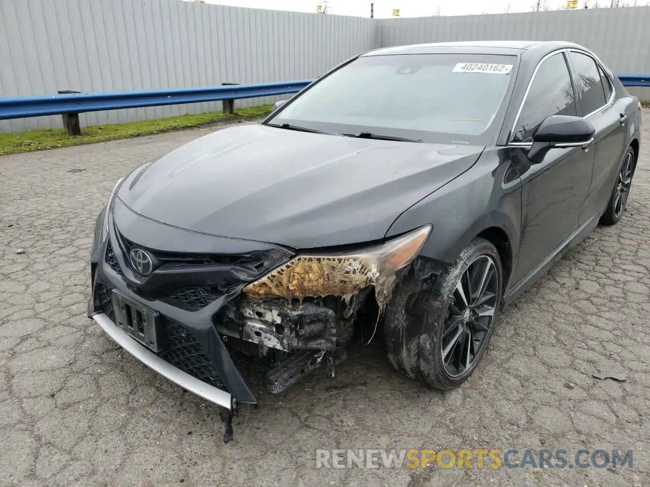 9 Photograph of a damaged car 4T1KZ1AK4LU039915 TOYOTA CAMRY 2020