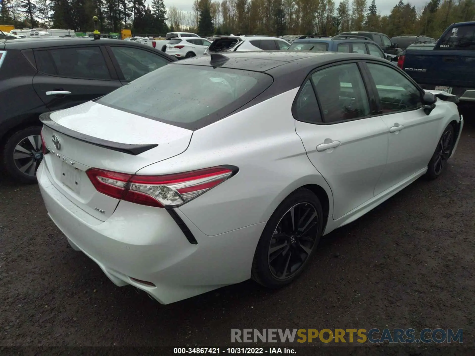 4 Фотография поврежденного автомобиля 4T1KZ1AK6LU040208 TOYOTA CAMRY 2020