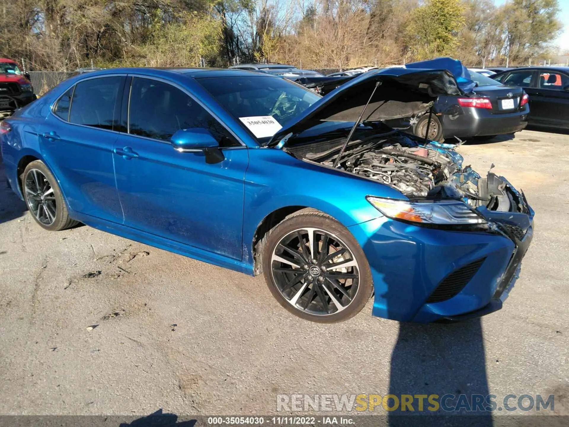 1 Photograph of a damaged car 4T1KZ1AK9LU033379 TOYOTA CAMRY 2020