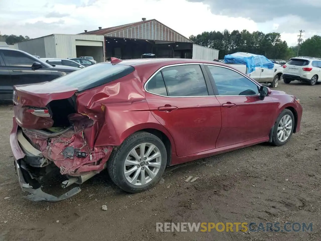 3 Фотография поврежденного автомобиля 4T1L11AK2LU500928 TOYOTA CAMRY 2020
