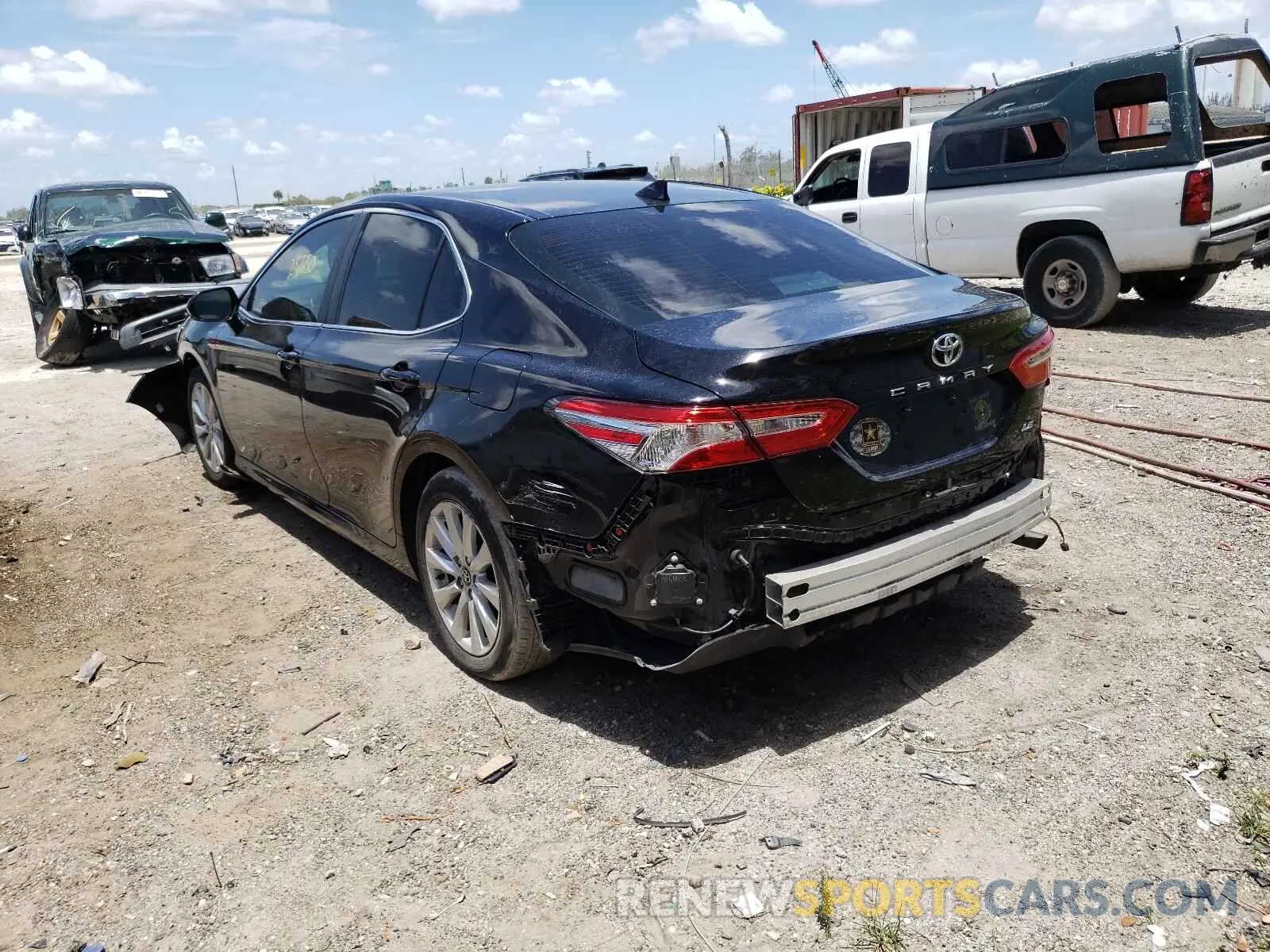 3 Photograph of a damaged car 4T1L11AK2LU941829 TOYOTA CAMRY 2020