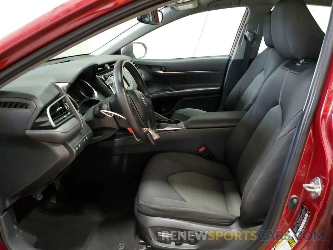 7 Фотография поврежденного автомобиля 4T1L11AK5LU321413 TOYOTA CAMRY 2020