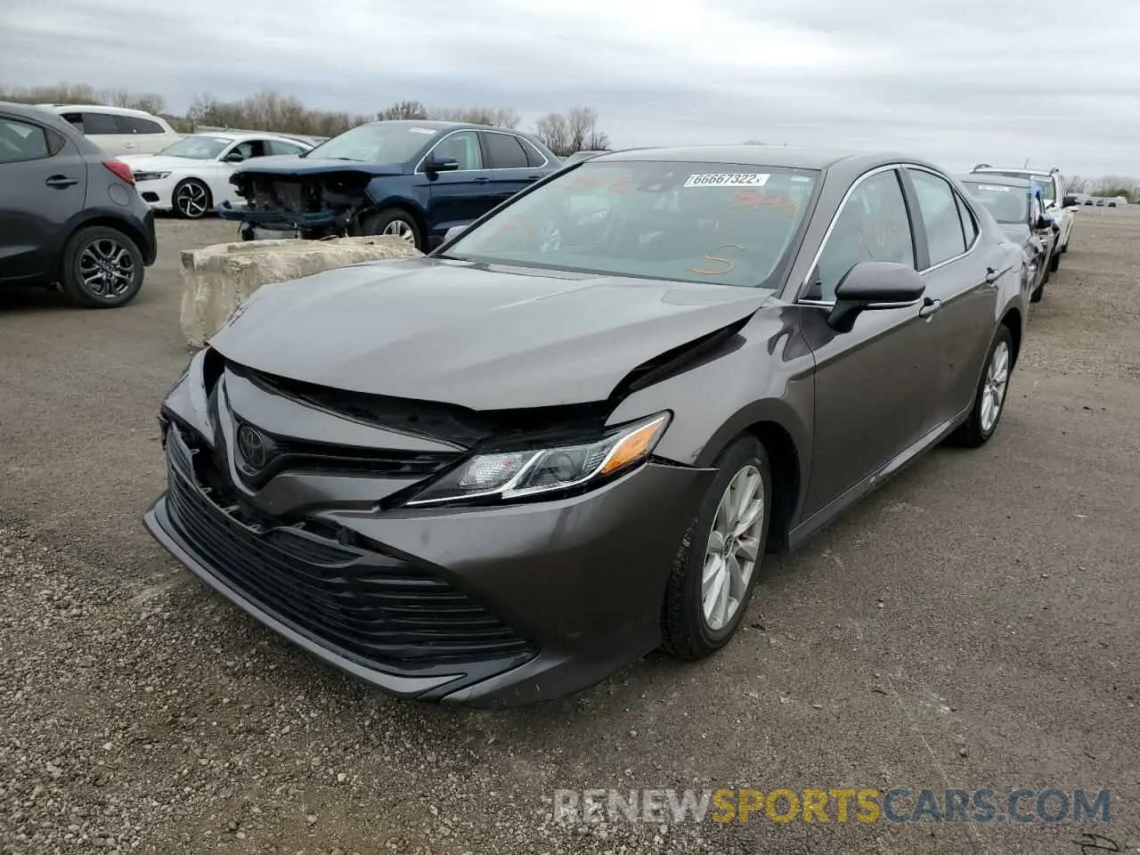2 Photograph of a damaged car 4T1L11AK5LU399075 TOYOTA CAMRY 2020