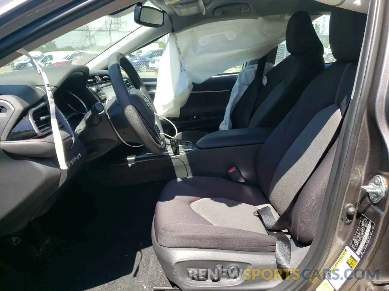 5 Фотография поврежденного автомобиля 4T1L11AK6LU389915 TOYOTA CAMRY 2020