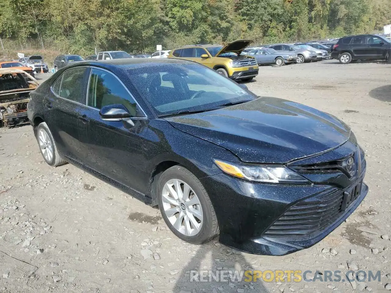 4 Photograph of a damaged car 4T1L11AK7LU938022 TOYOTA CAMRY 2020