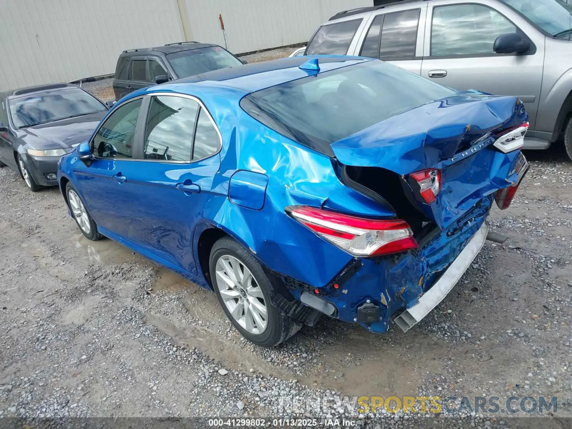 3 Фотография поврежденного автомобиля 4T1L11AK8LU394324 TOYOTA CAMRY 2020