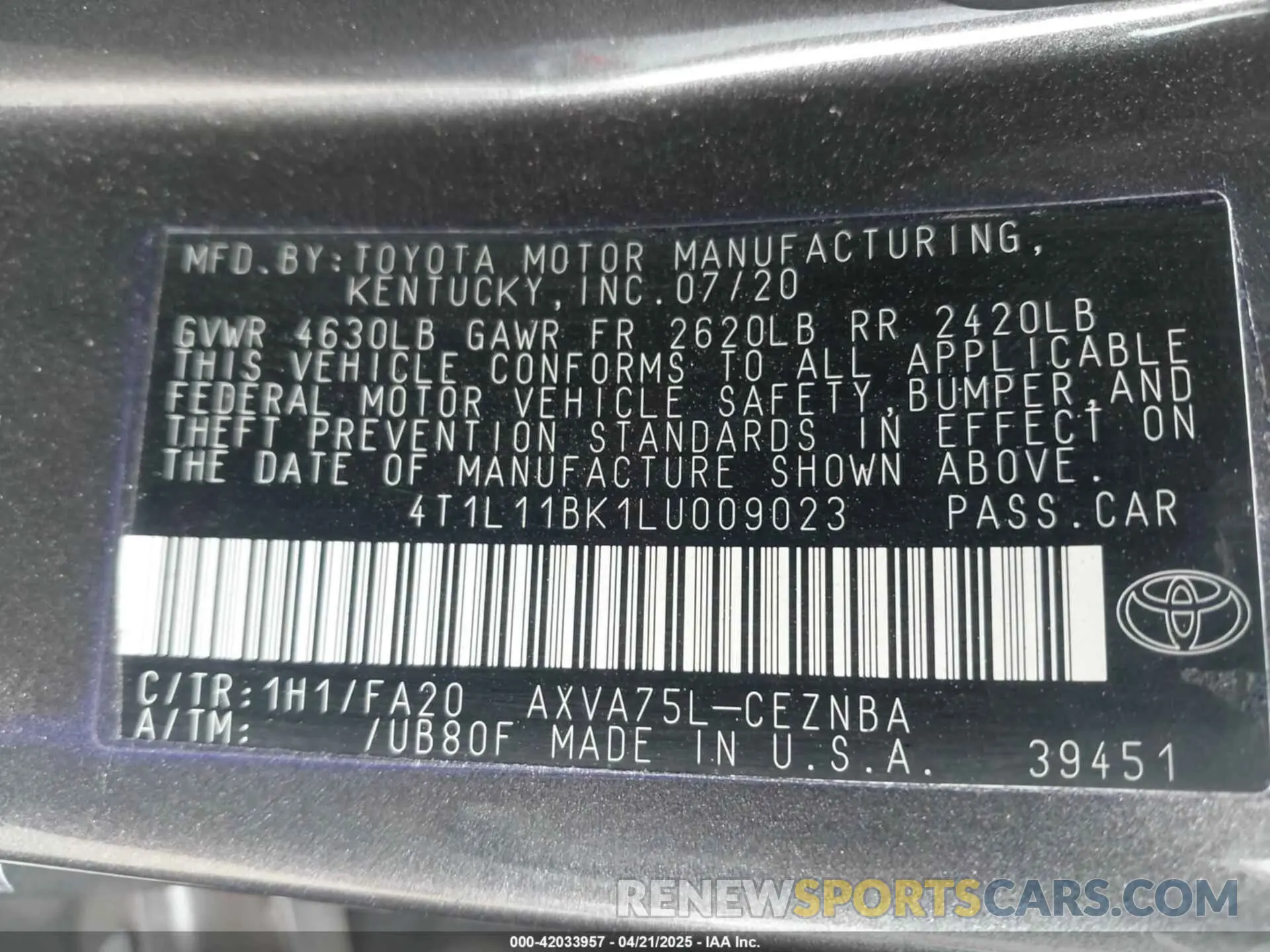 9 Photograph of a damaged car 4T1L11BK1LU009023 TOYOTA CAMRY 2020