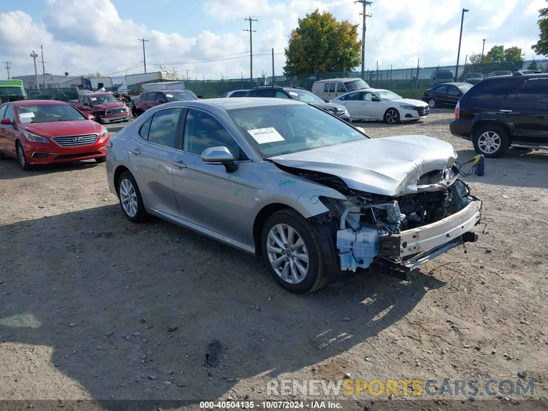 1 Фотография поврежденного автомобиля 4T1L11BK2LU006115 TOYOTA CAMRY 2020