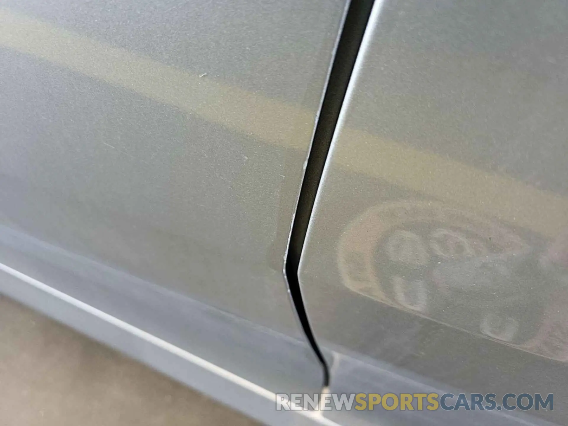 25 Photograph of a damaged car 4T1L31AK2LU014727 TOYOTA CAMRY 2020