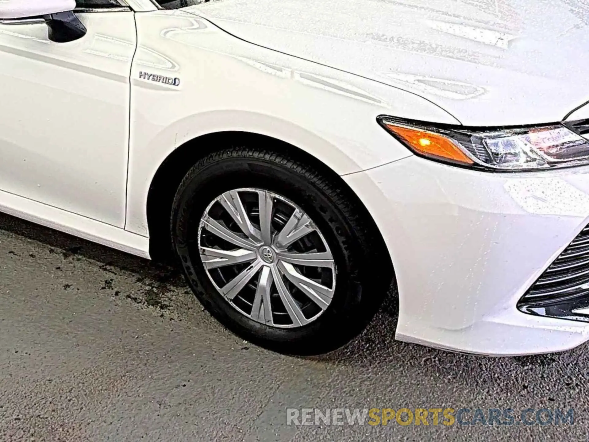 5 Photograph of a damaged car 4T1L31AK4LU014938 TOYOTA CAMRY 2020
