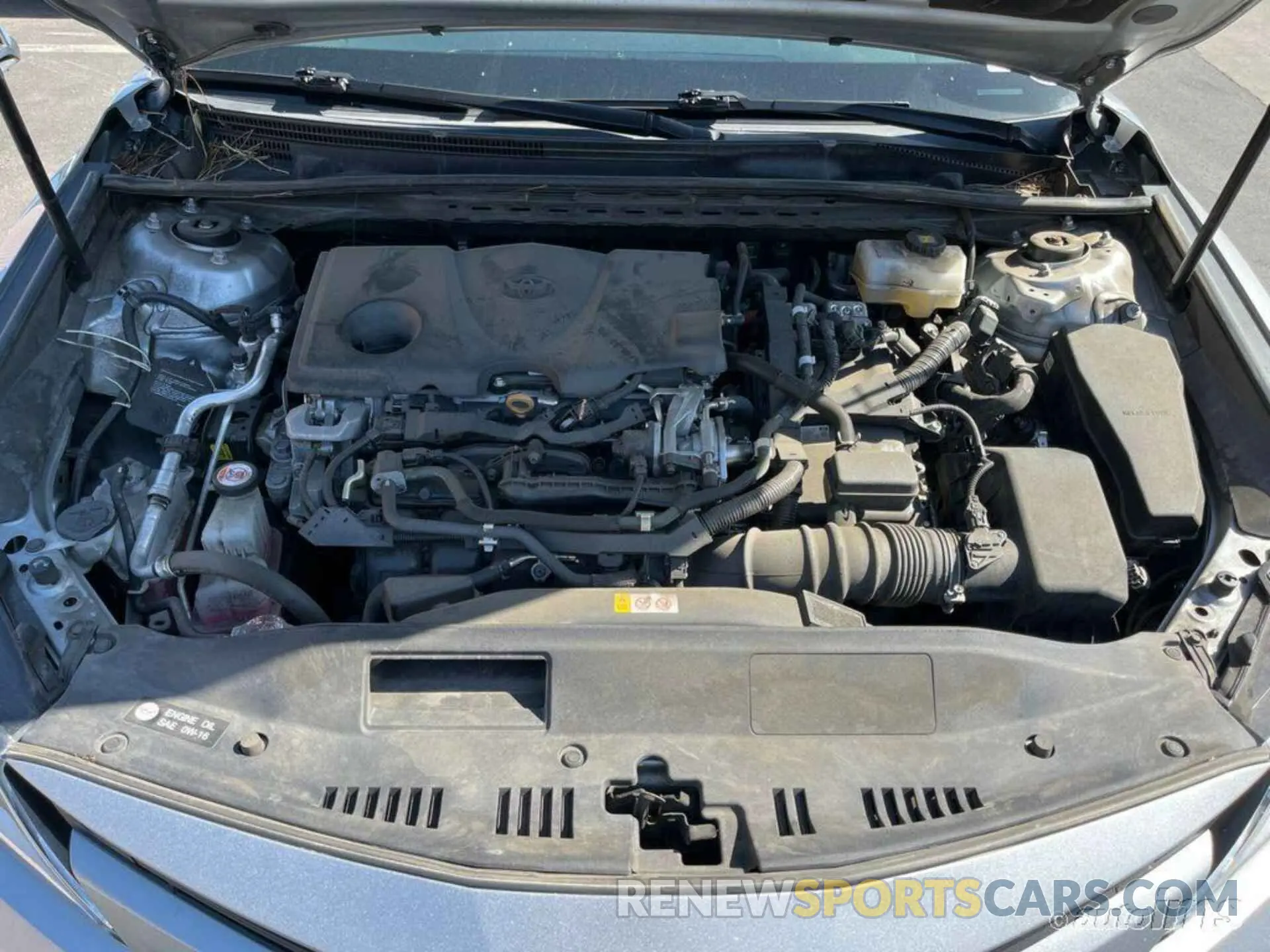 2 Фотография поврежденного автомобиля 4T1L31AK4LU015085 TOYOTA CAMRY 2020