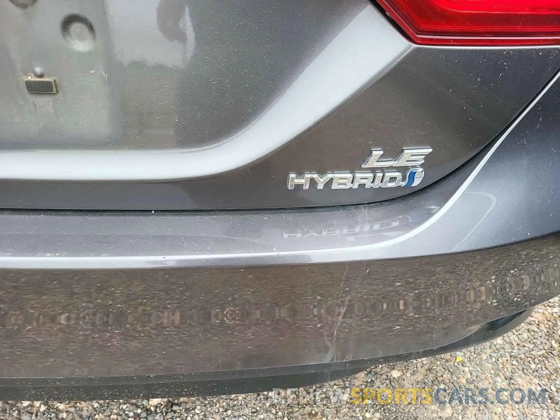 3 Photograph of a damaged car 4T1L31AK6LU536910 TOYOTA CAMRY 2020