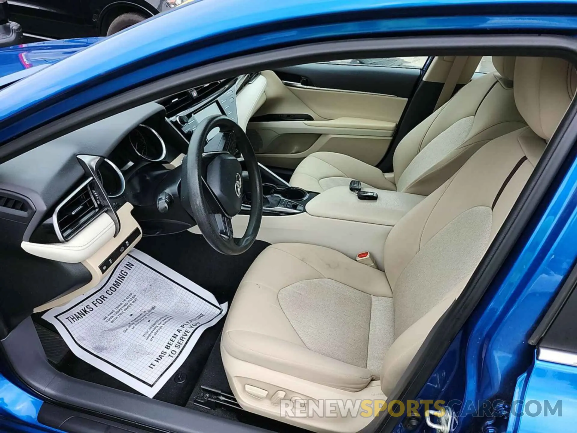 2 Фотография поврежденного автомобиля 4T1L31AK7LU014917 TOYOTA CAMRY 2020