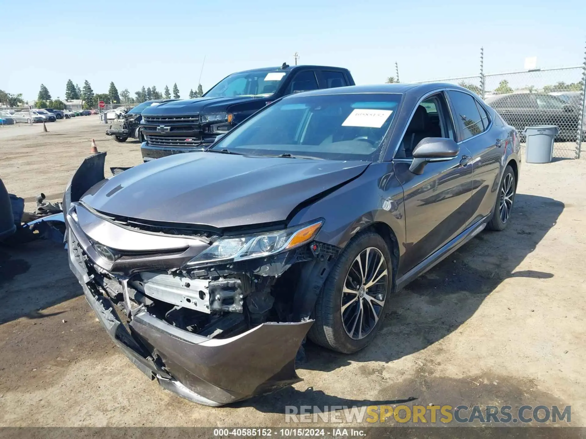 2 Photograph of a damaged car 4T1M11AK0LU932700 TOYOTA CAMRY 2020