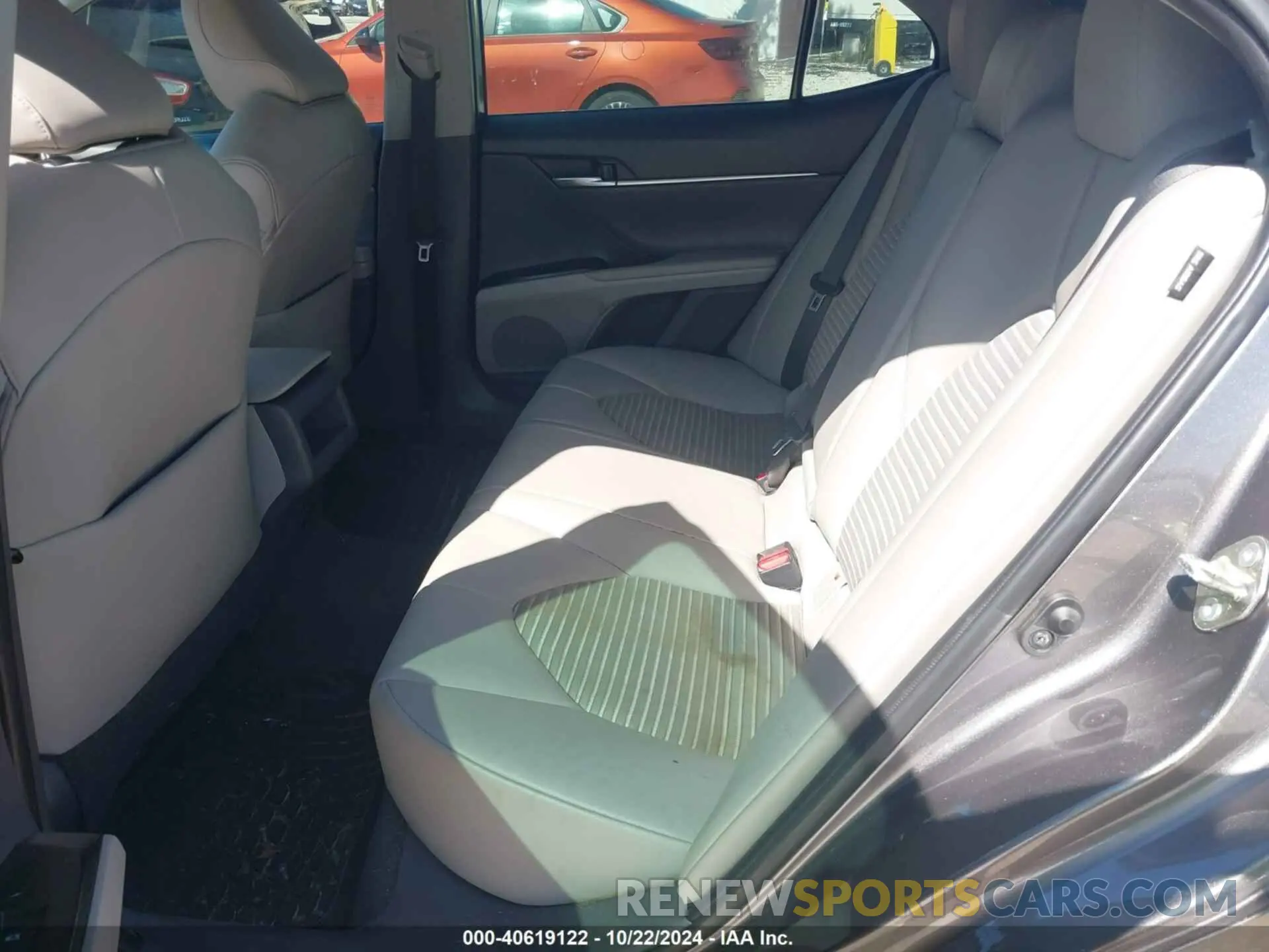 8 Фотография поврежденного автомобиля 4T1M11AK1LU318531 TOYOTA CAMRY 2020