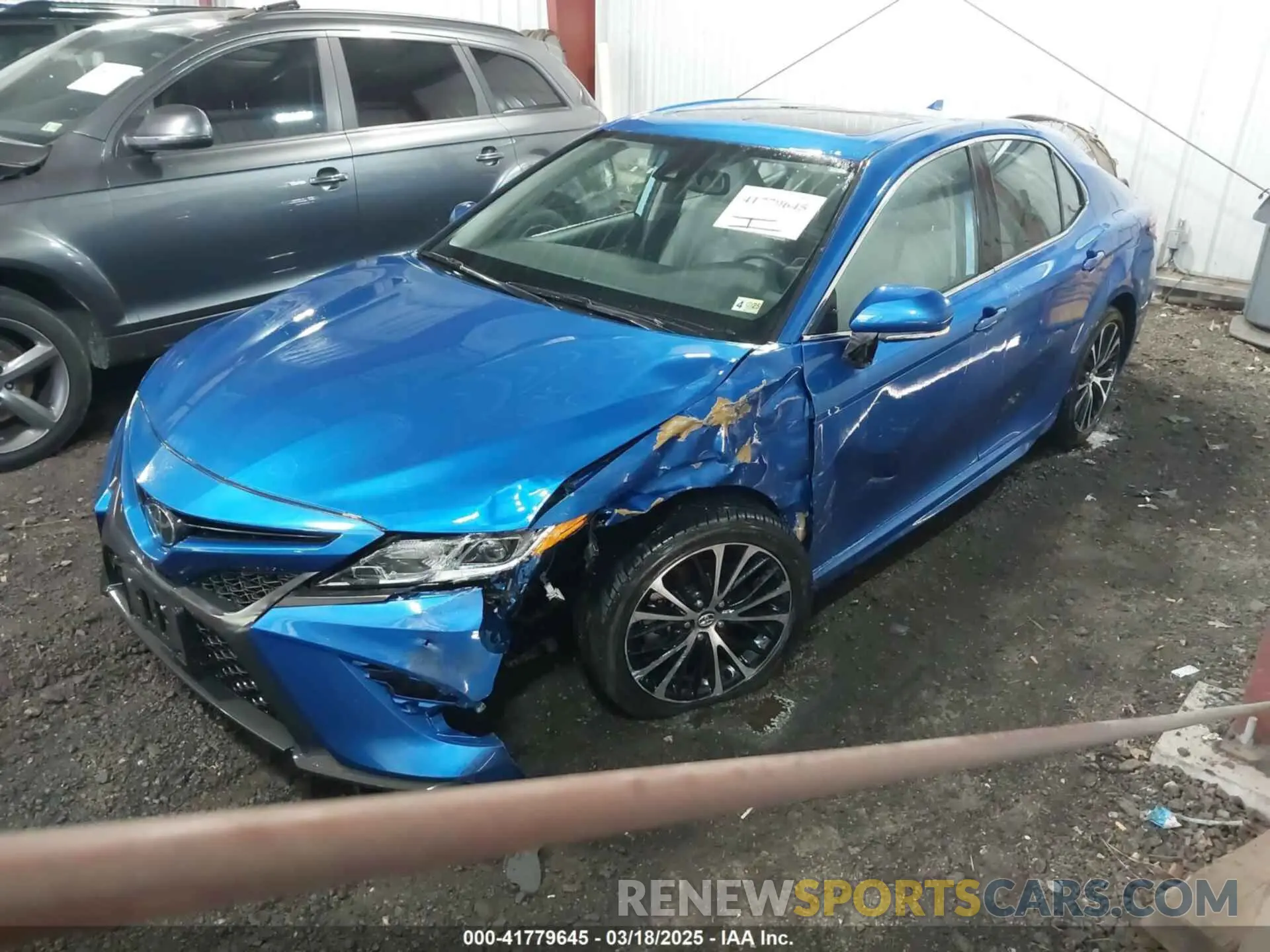 2 Фотография поврежденного автомобиля 4T1M11AK1LU325608 TOYOTA CAMRY 2020