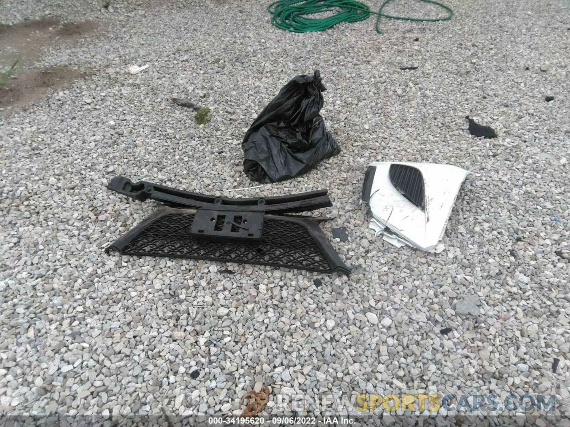 12 Фотография поврежденного автомобиля 4T1M11AK1LU866562 TOYOTA CAMRY 2020
