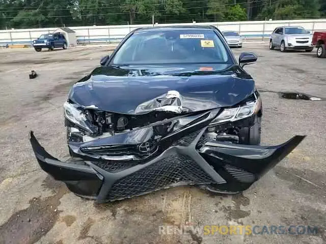 14 Photograph of a damaged car 4T1M11AK2LU955184 TOYOTA CAMRY 2020