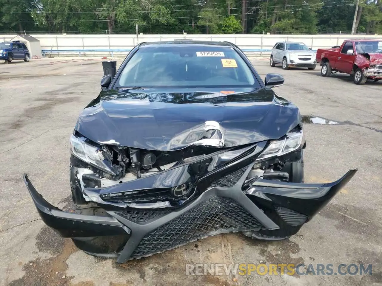 5 Photograph of a damaged car 4T1M11AK2LU955184 TOYOTA CAMRY 2020