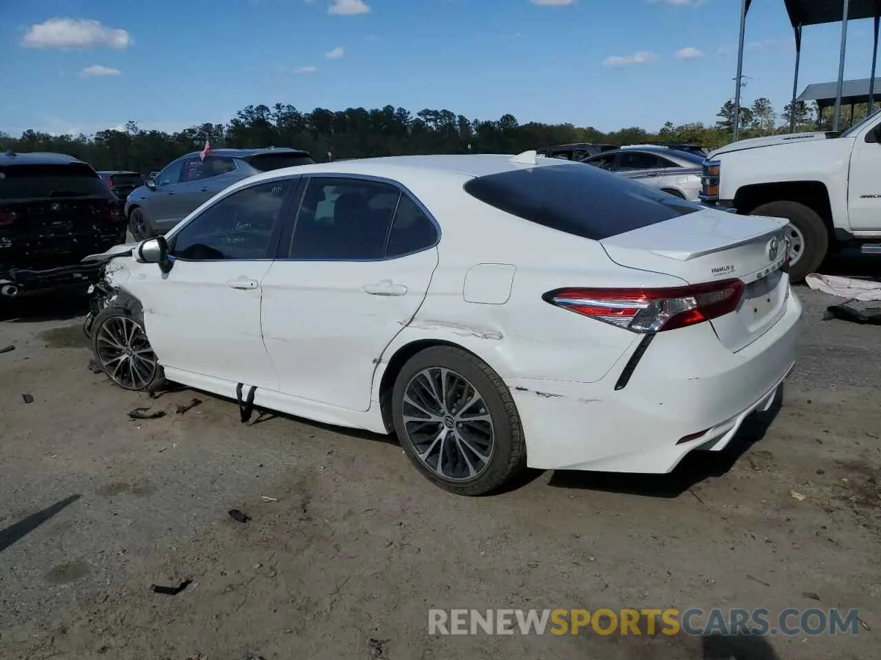 2 Фотография поврежденного автомобиля 4T1M11AK2LU961759 TOYOTA CAMRY 2020