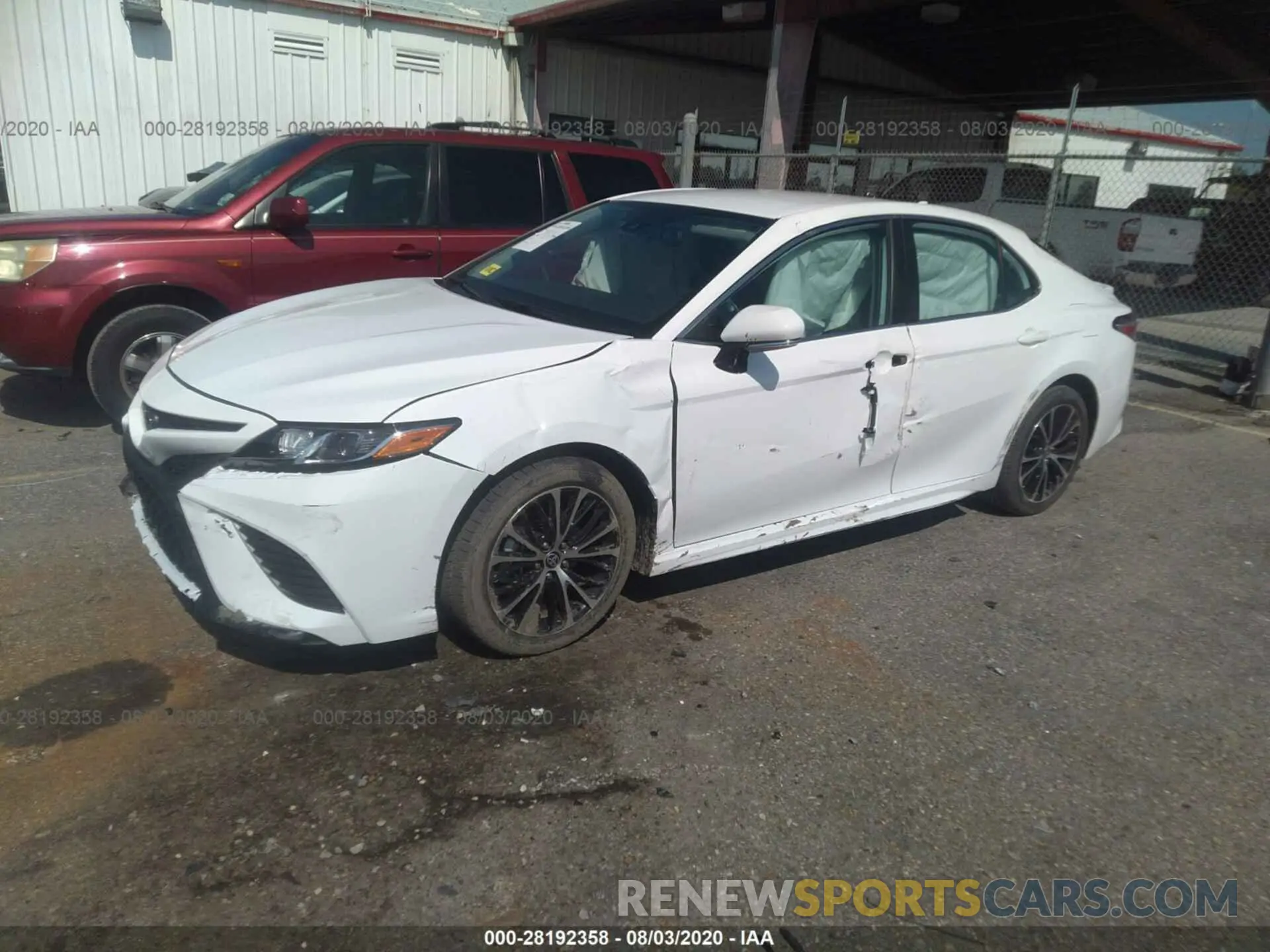 2 Photograph of a damaged car 4T1M11AK3LU971216 TOYOTA CAMRY 2020