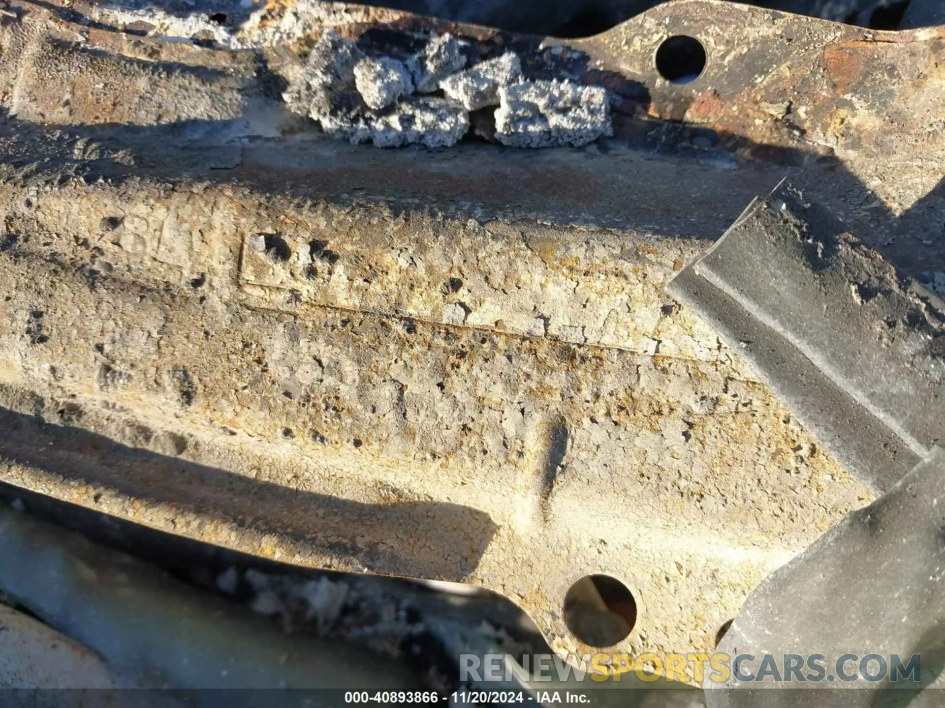 9 Фотография поврежденного автомобиля 4T1M11AK4LU921179 TOYOTA CAMRY 2020
