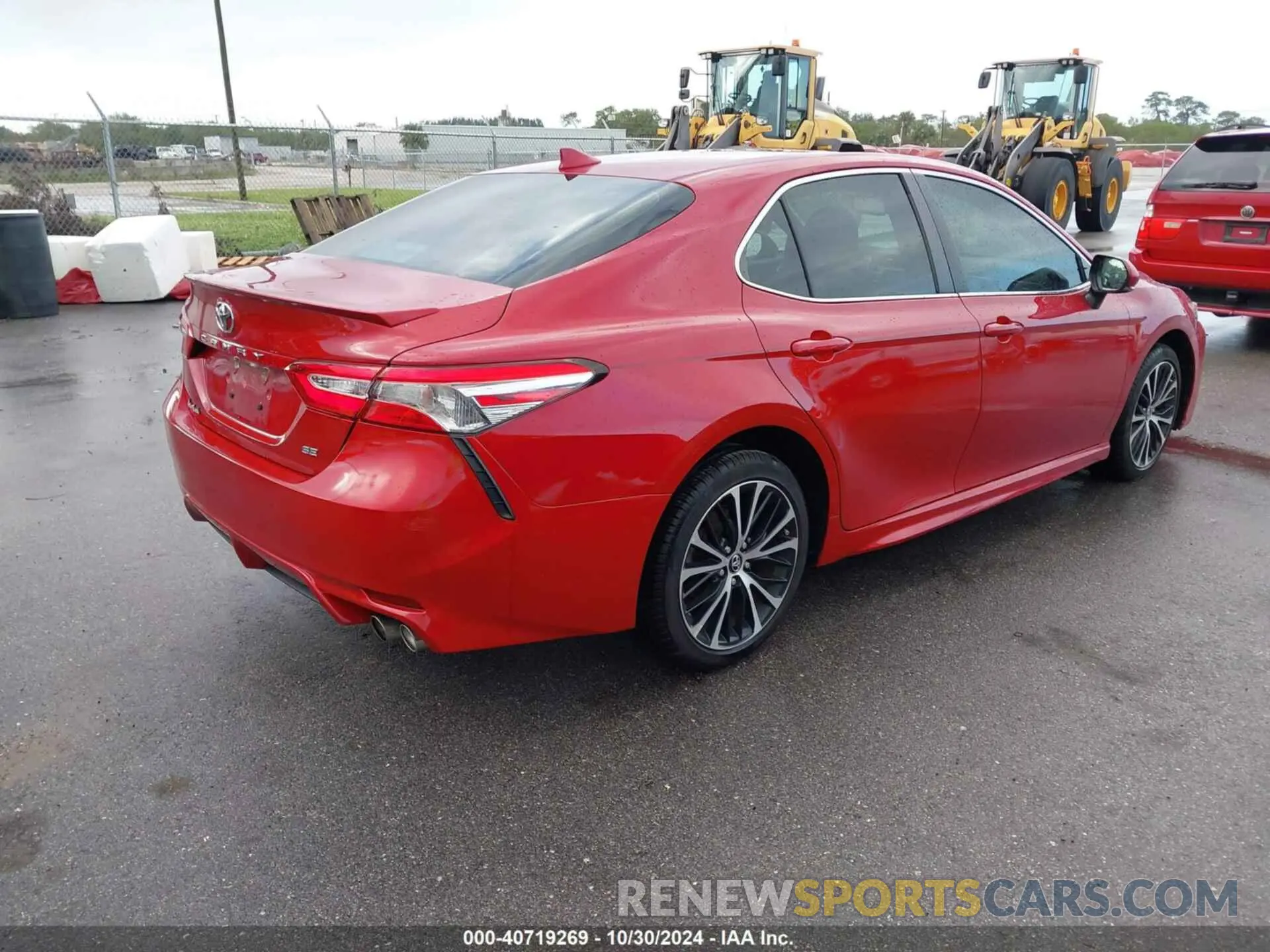 4 Фотография поврежденного автомобиля 4T1M11AK5LU309444 TOYOTA CAMRY 2020