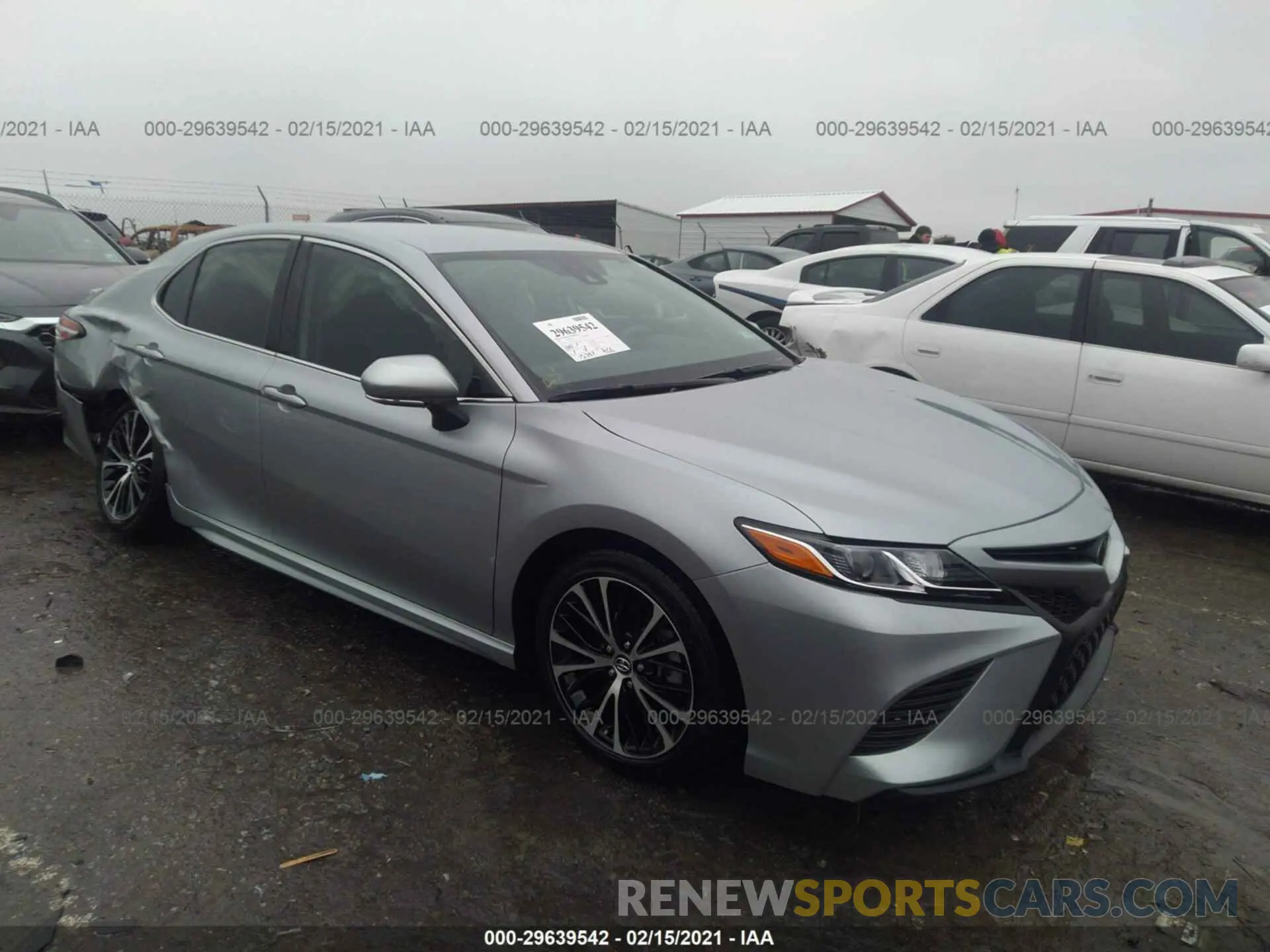 1 Photograph of a damaged car 4T1M11AK5LU317561 TOYOTA CAMRY 2020