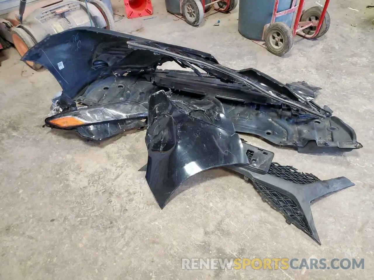 12 Photograph of a damaged car 4T1M11AK5LU872977 TOYOTA CAMRY 2020
