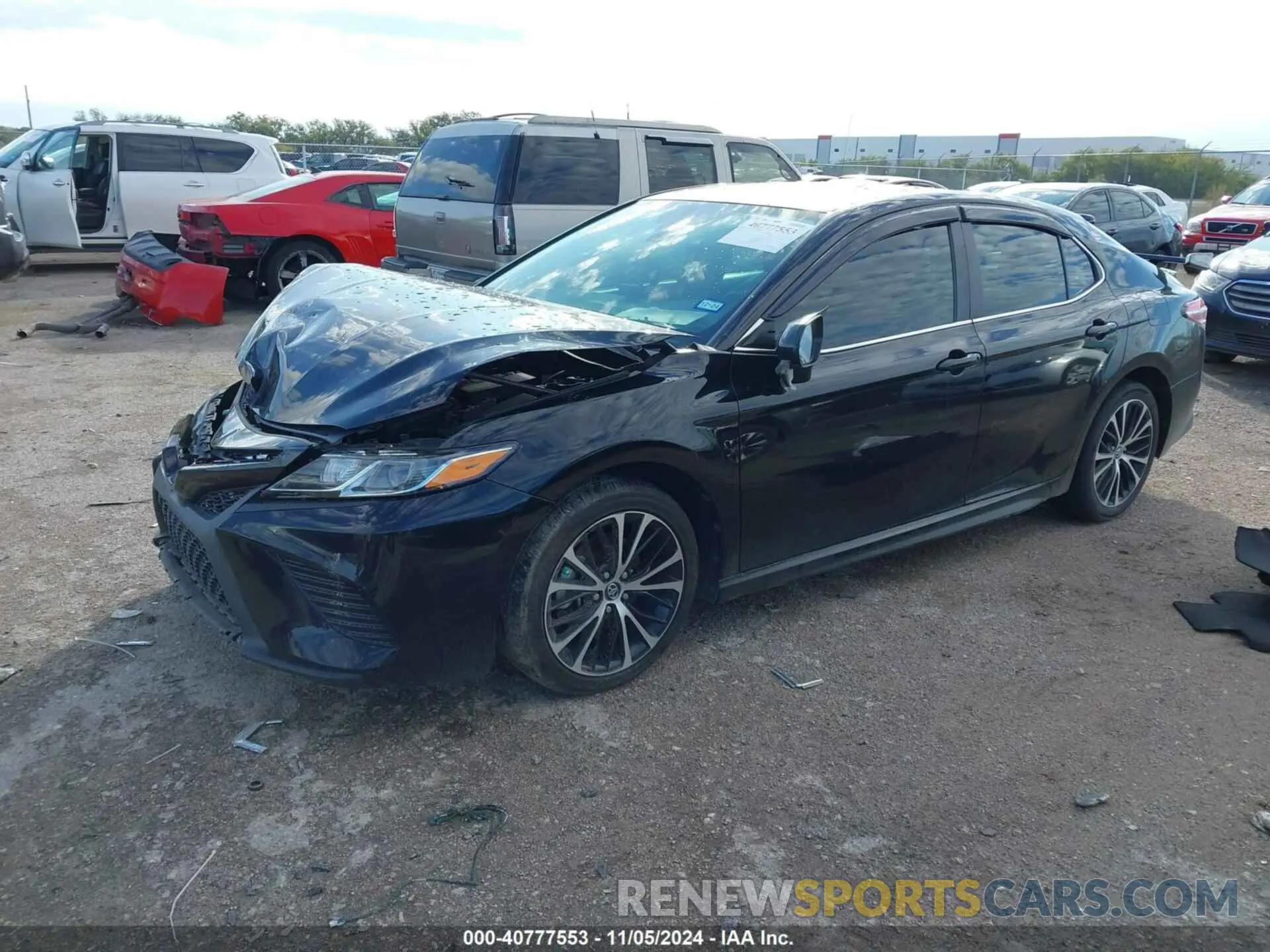 2 Photograph of a damaged car 4T1M11AK5LU943157 TOYOTA CAMRY 2020