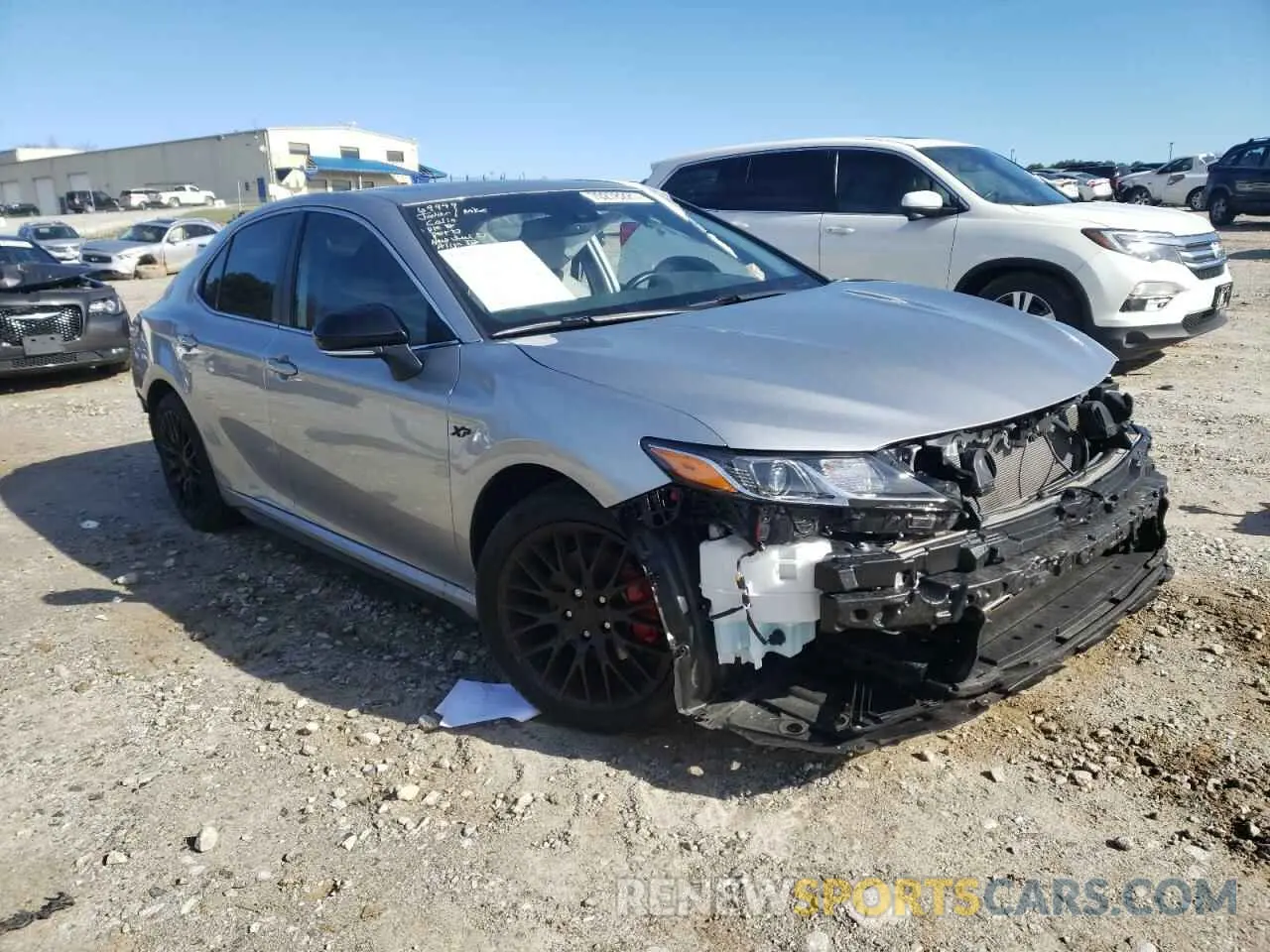 1 Photograph of a damaged car 4T1M11AK5LU960492 TOYOTA CAMRY 2020