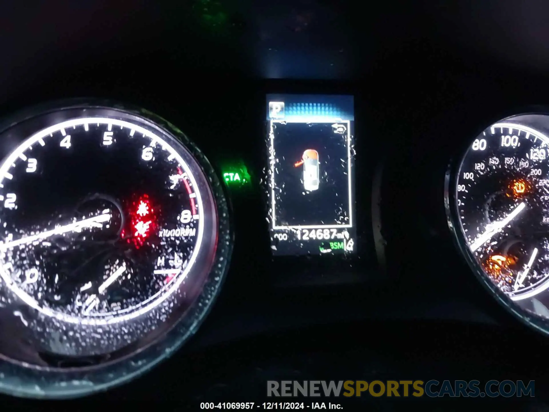 7 Фотография поврежденного автомобиля 4T1M11AK6LU946083 TOYOTA CAMRY 2020