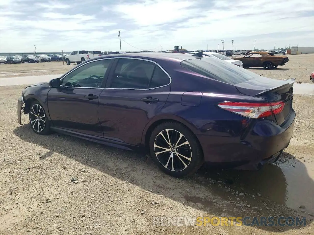 2 Photograph of a damaged car 4T1M11AK7LU321093 TOYOTA CAMRY 2020