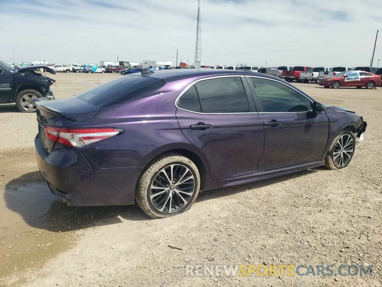 3 Photograph of a damaged car 4T1M11AK7LU321093 TOYOTA CAMRY 2020
