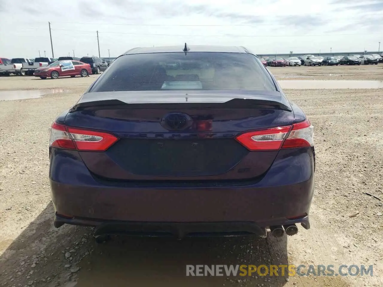 6 Photograph of a damaged car 4T1M11AK7LU321093 TOYOTA CAMRY 2020