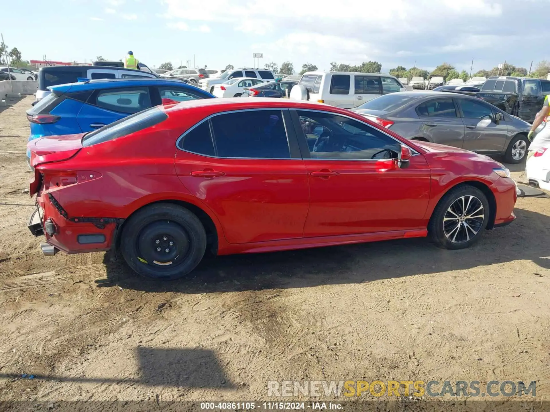 14 Фотография поврежденного автомобиля 4T1M11AK7LU396358 TOYOTA CAMRY 2020