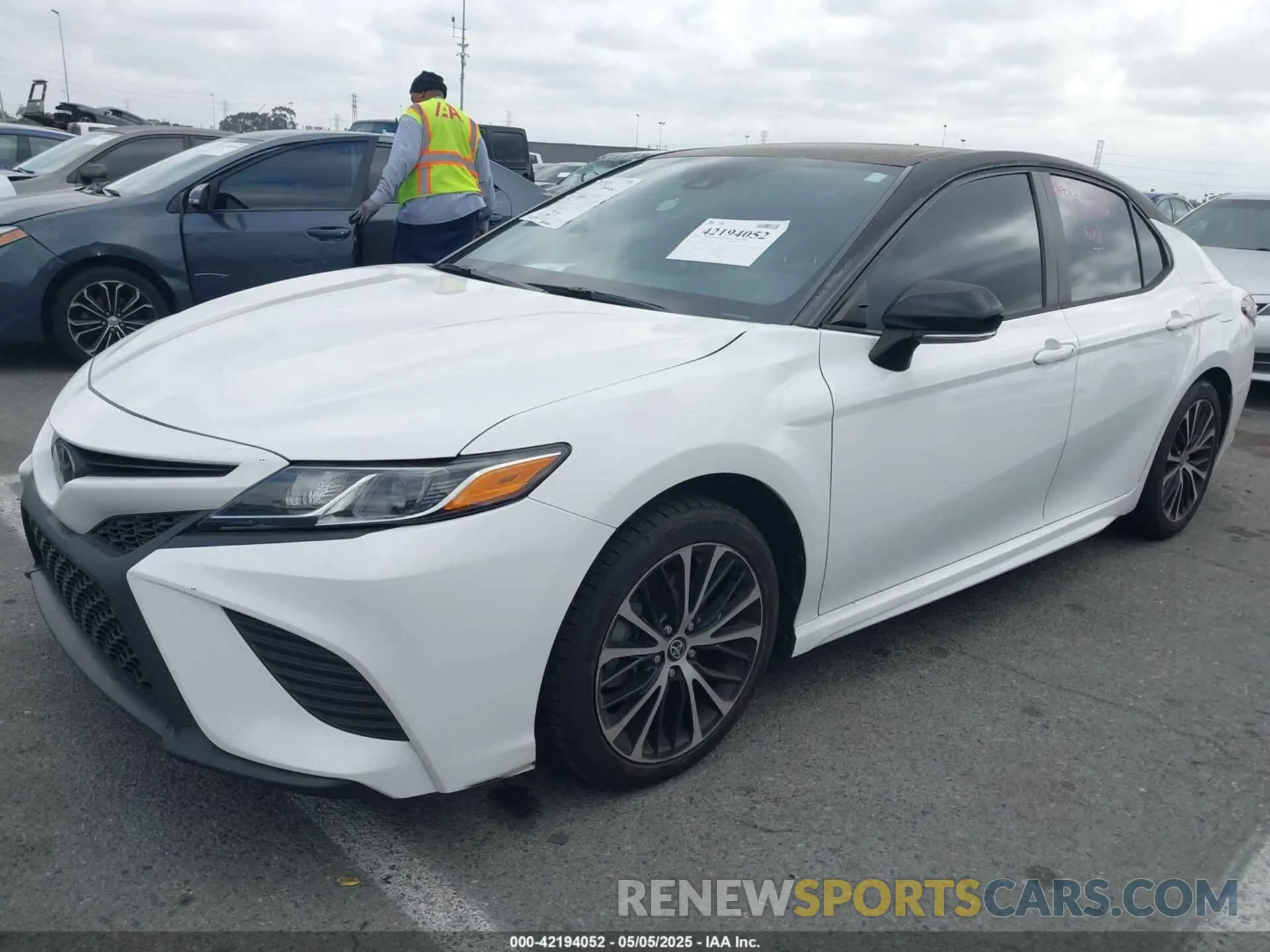 2 Фотография поврежденного автомобиля 4T1M11AK7LU396750 TOYOTA CAMRY 2020