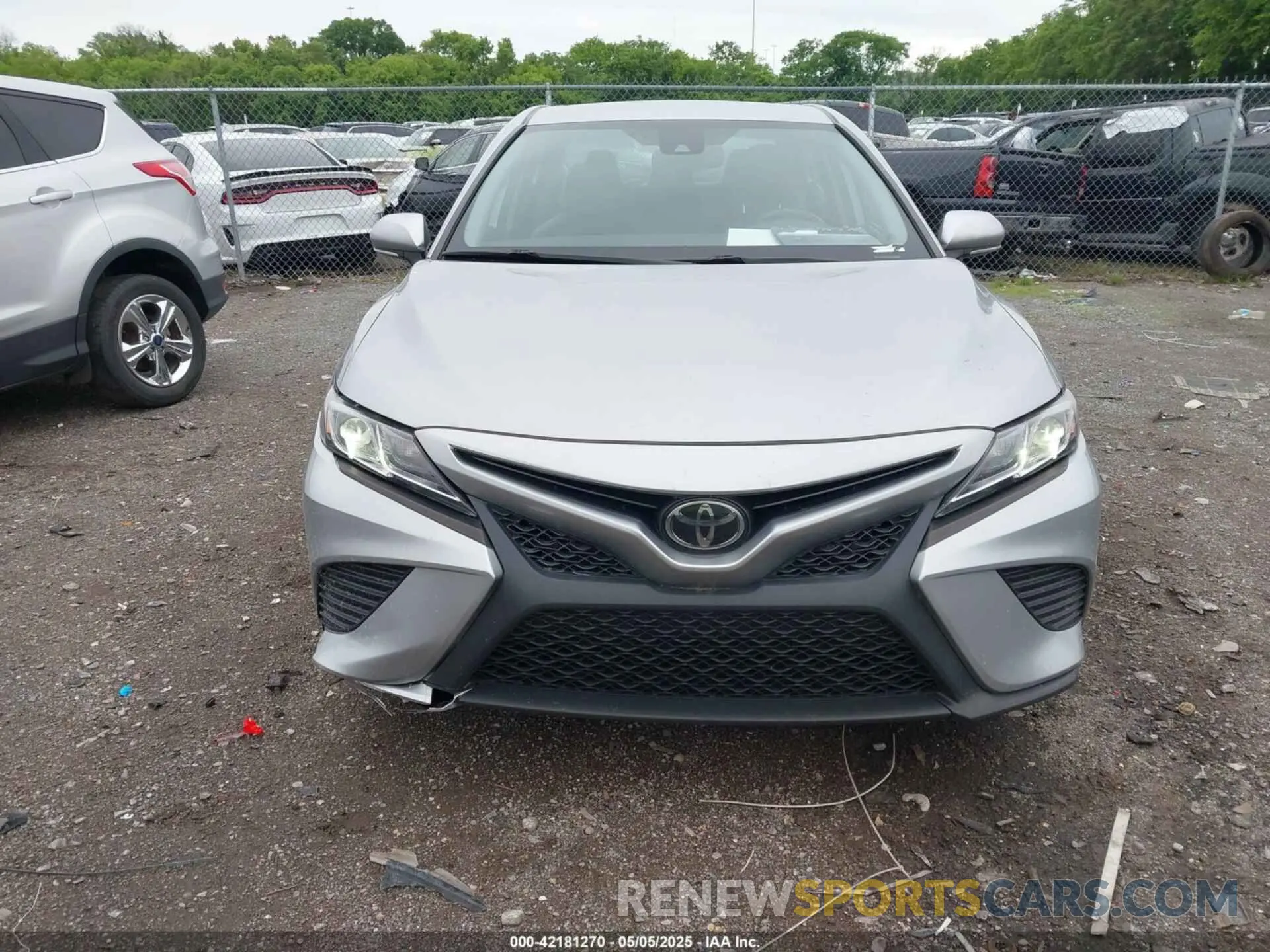 12 Фотография поврежденного автомобиля 4T1M11AK7LU859227 TOYOTA CAMRY 2020
