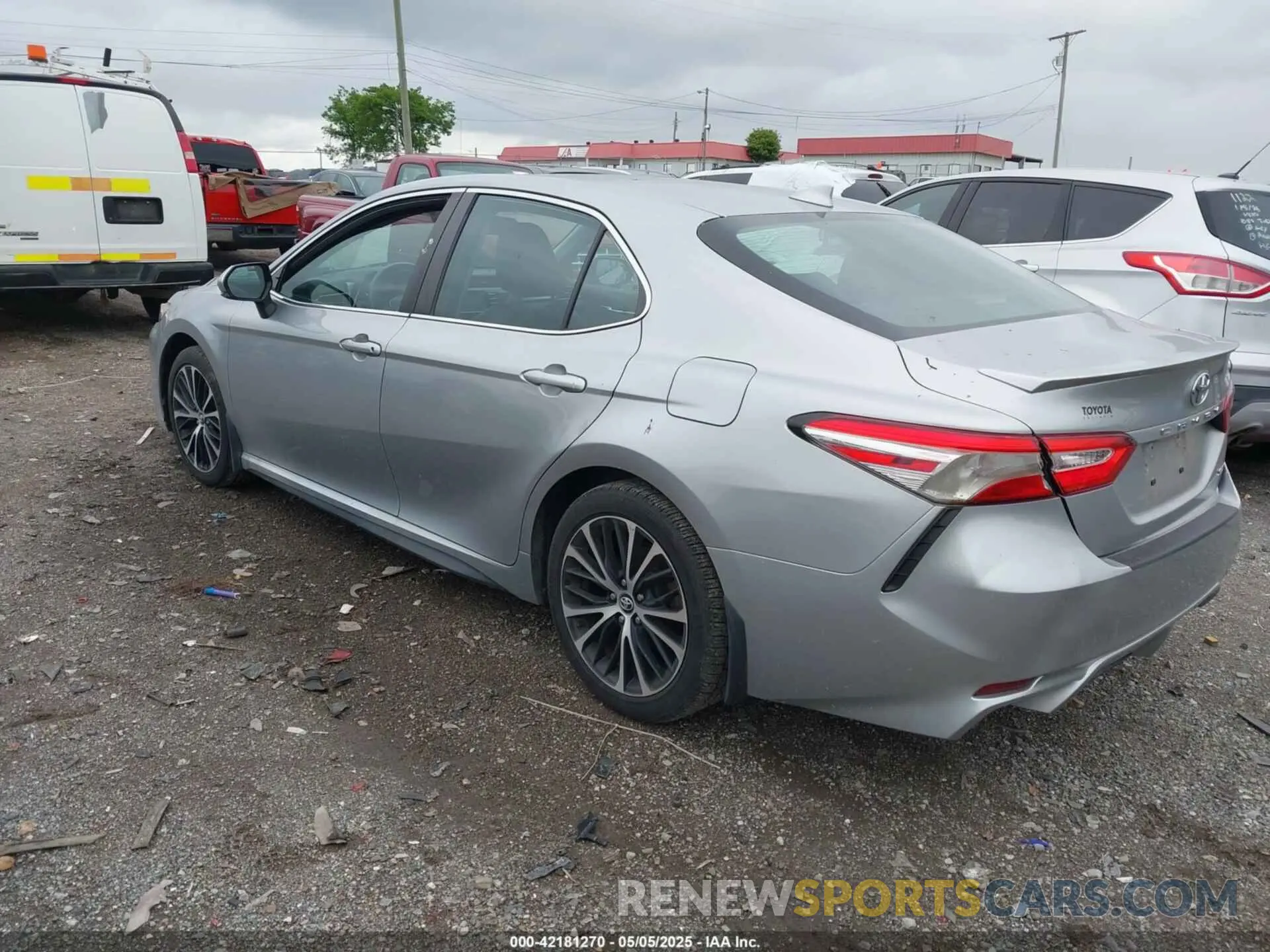 3 Фотография поврежденного автомобиля 4T1M11AK7LU859227 TOYOTA CAMRY 2020