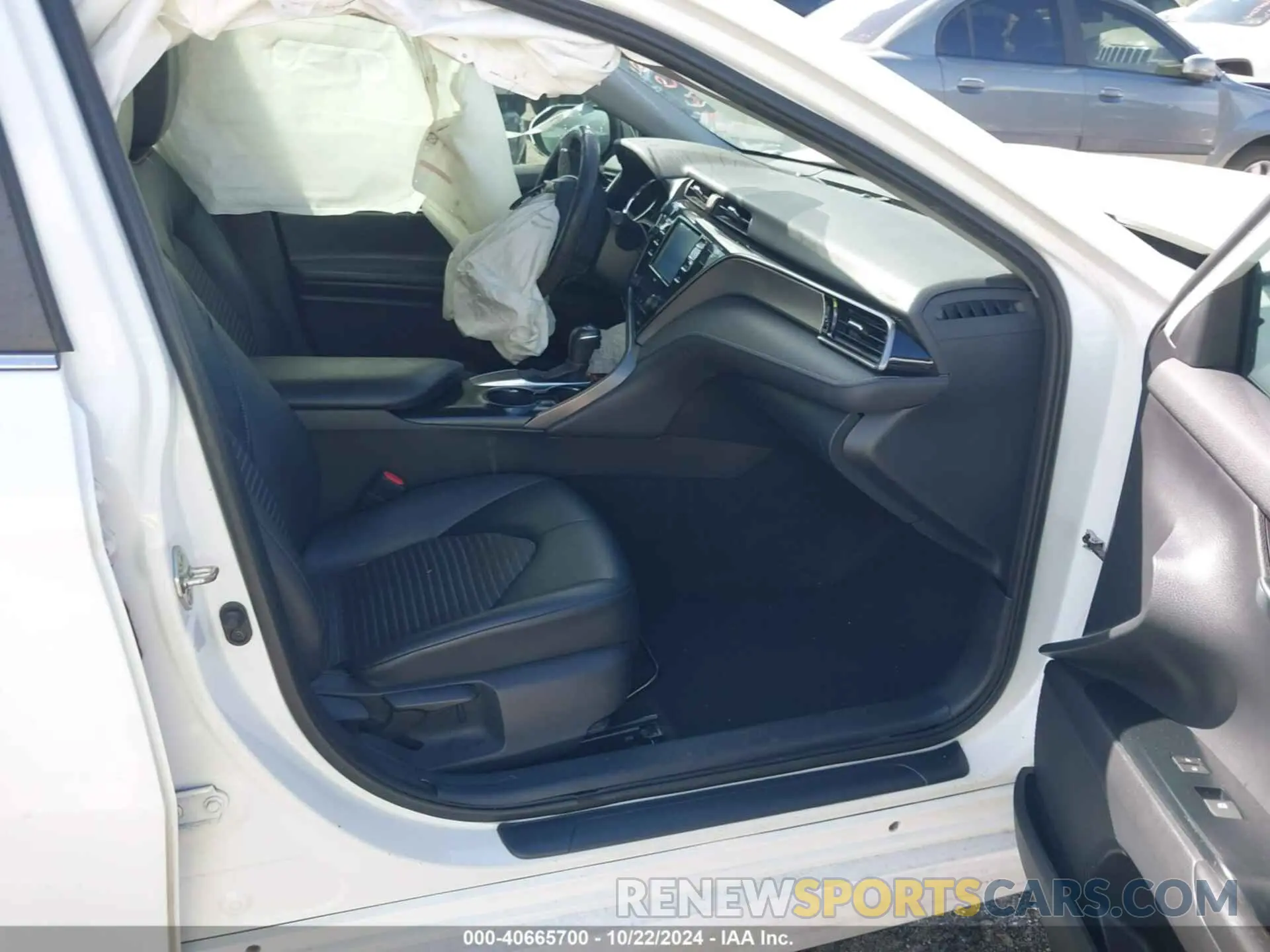 5 Фотография поврежденного автомобиля 4T1M11AK8LU909536 TOYOTA CAMRY 2020