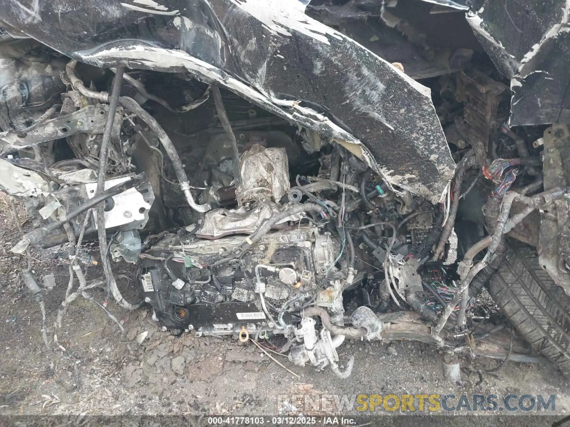 10 Photograph of a damaged car 4T1M11AK8LU937109 TOYOTA CAMRY 2020