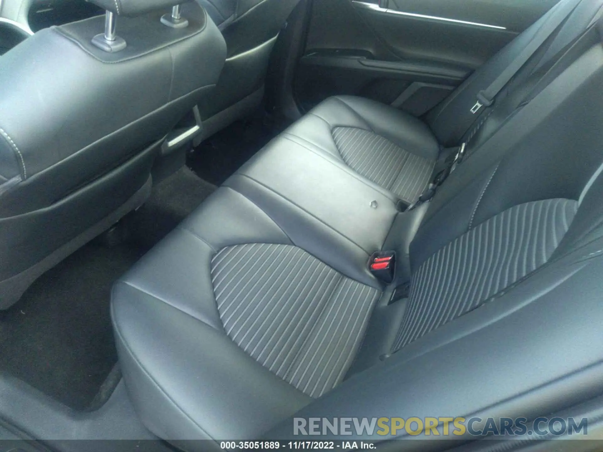 8 Фотография поврежденного автомобиля 4T1M11AKXLU370322 TOYOTA CAMRY 2020