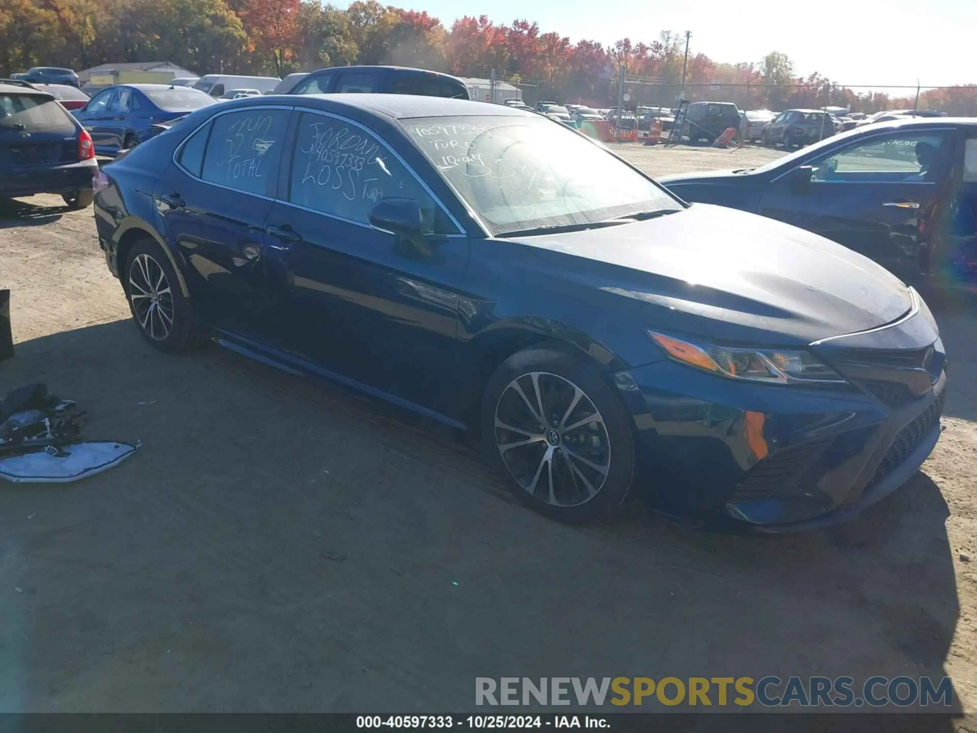 1 Фотография поврежденного автомобиля 4T1M11AKXLU861747 TOYOTA CAMRY 2020