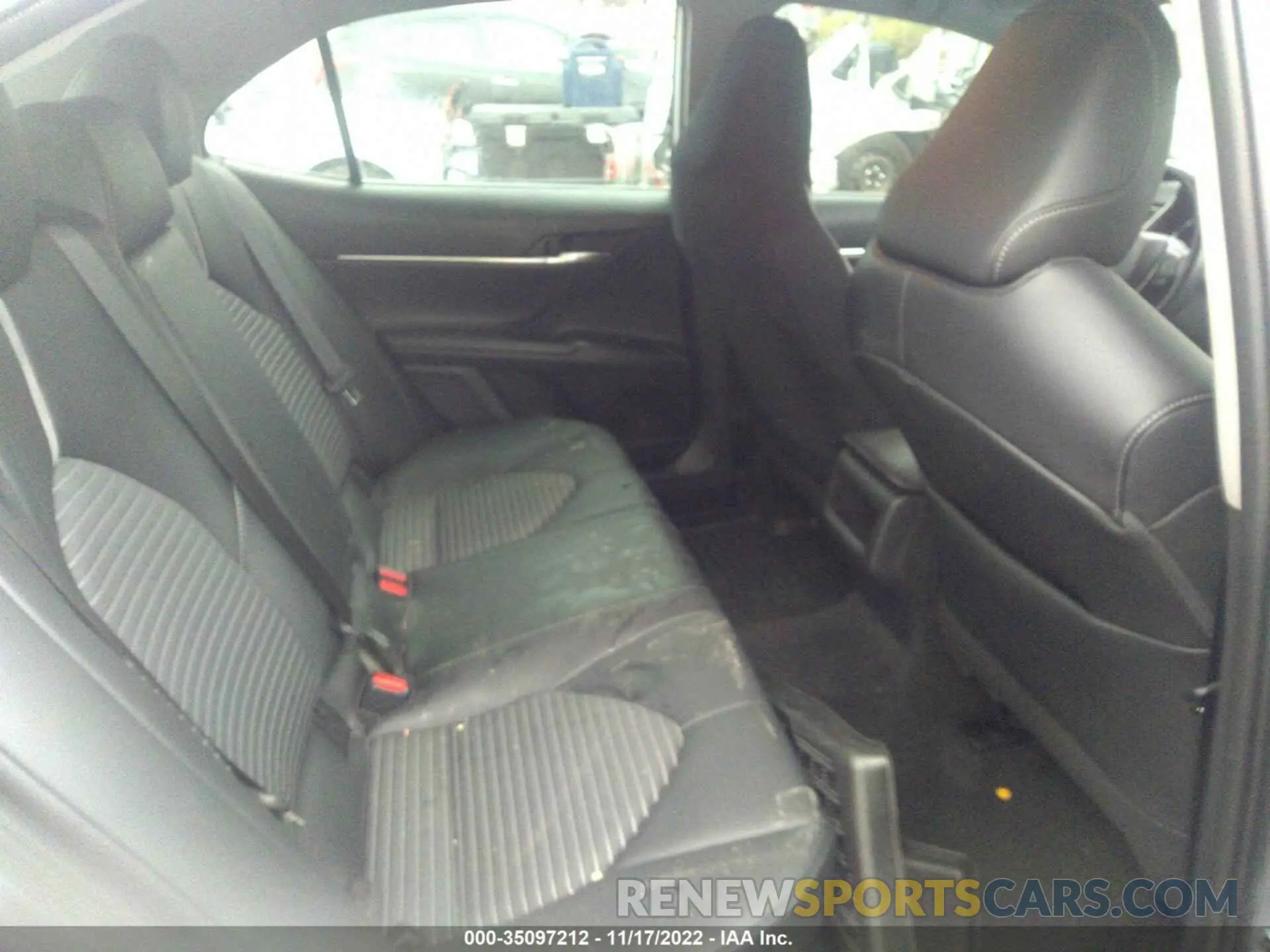 8 Фотография поврежденного автомобиля 4T1M11AKXLU957636 TOYOTA CAMRY 2020
