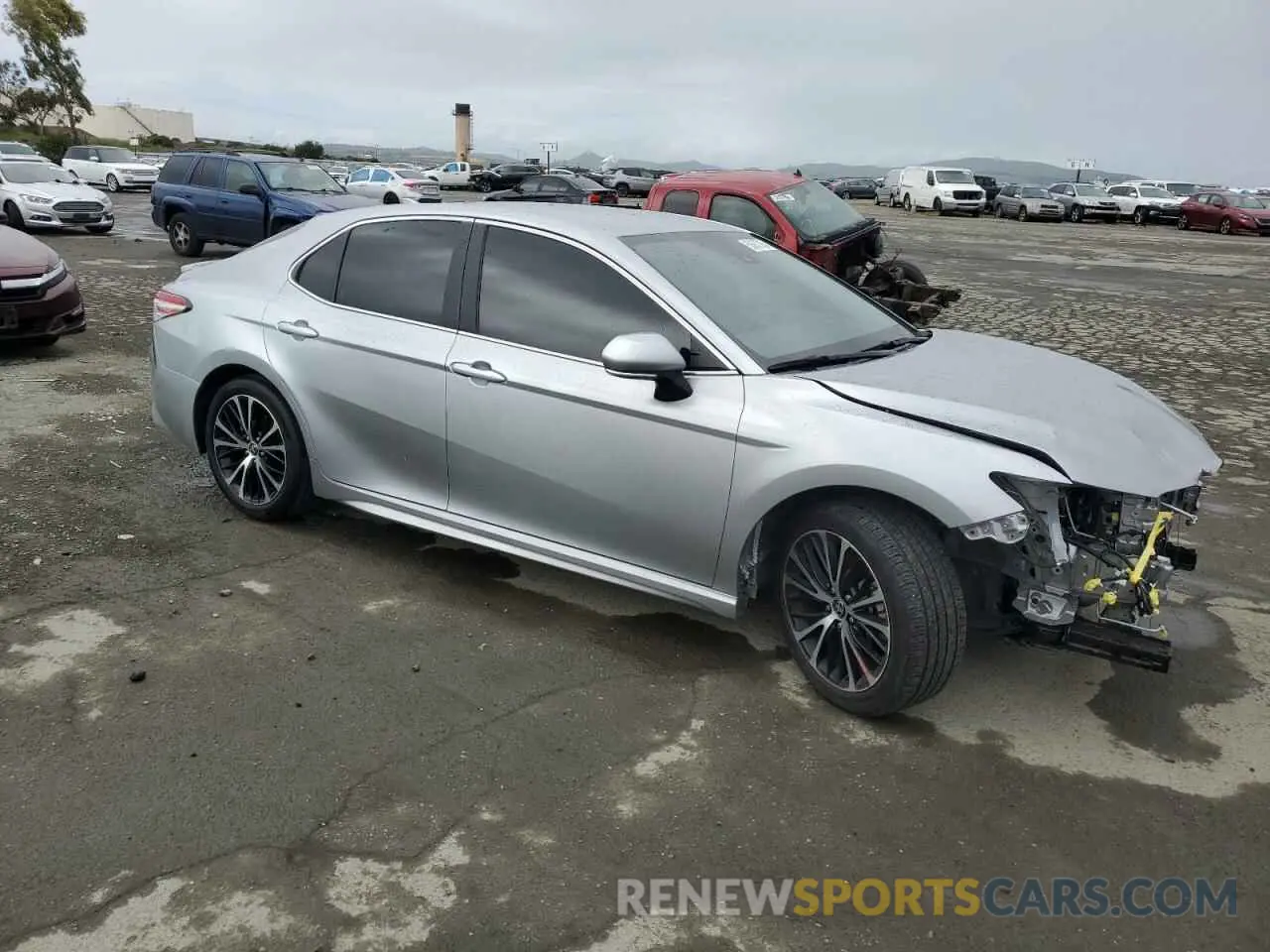 4 Фотография поврежденного автомобиля 4T1M11AKXLU974243 TOYOTA CAMRY 2020