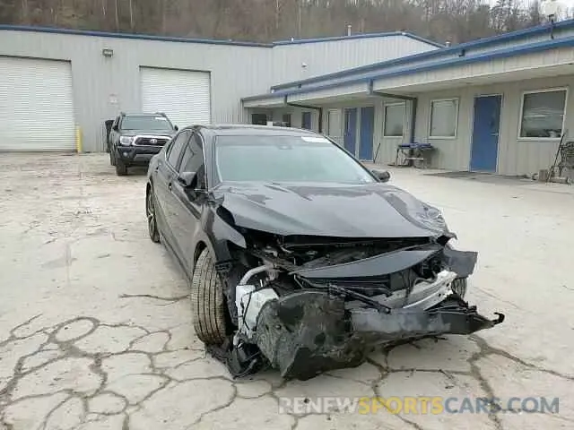 11 Photograph of a damaged car 4T1M11BK1LU019216 TOYOTA CAMRY 2020