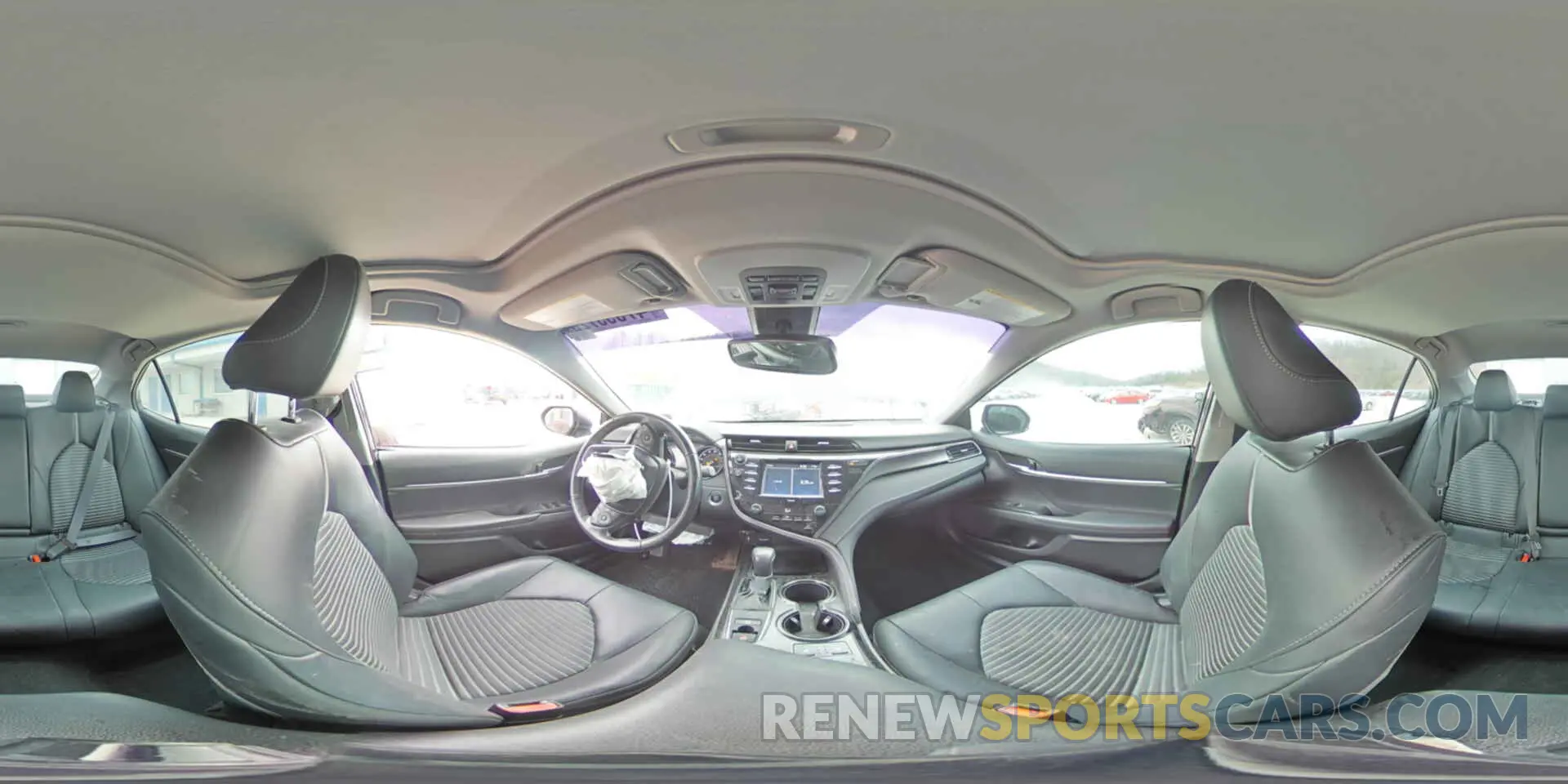13 Photograph of a damaged car 4T1M11BK1LU019216 TOYOTA CAMRY 2020