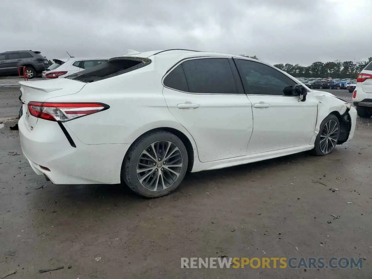 3 Фотография поврежденного автомобиля 4T1M11BK2LU004563 TOYOTA CAMRY 2020